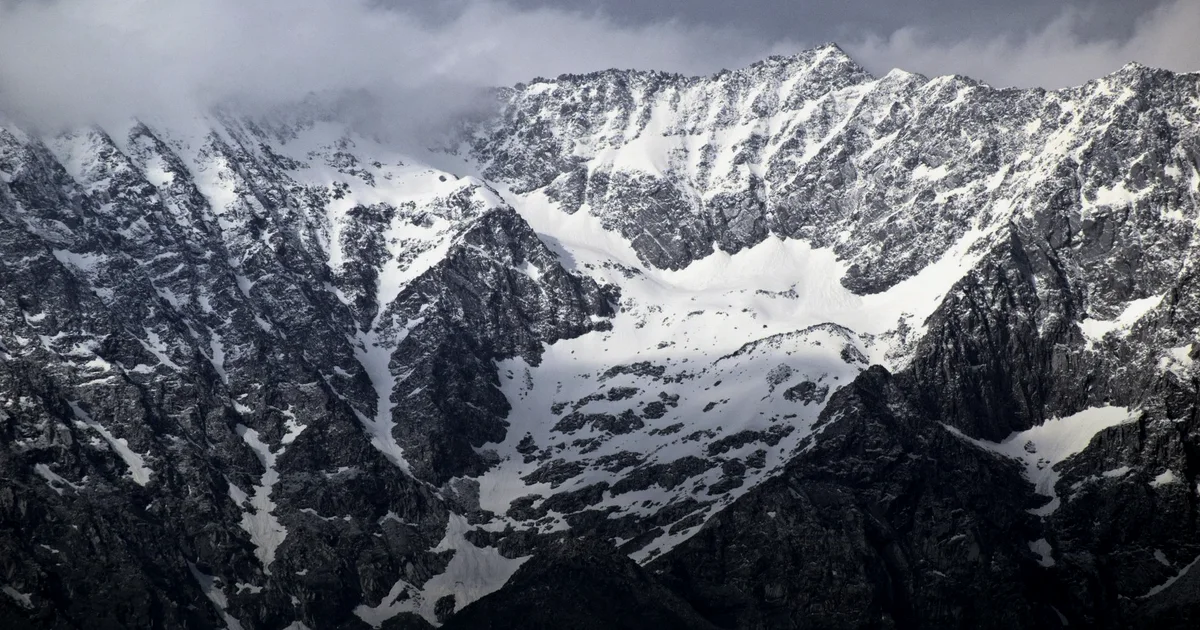Altitude training: why βlive high β train lowβ doesn't work for everyone