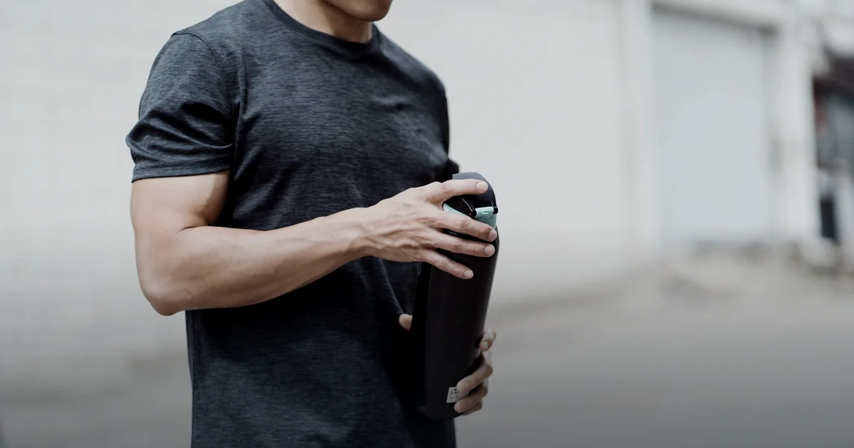 Hydration in sports: how much and what to drink before, during, and after exercise