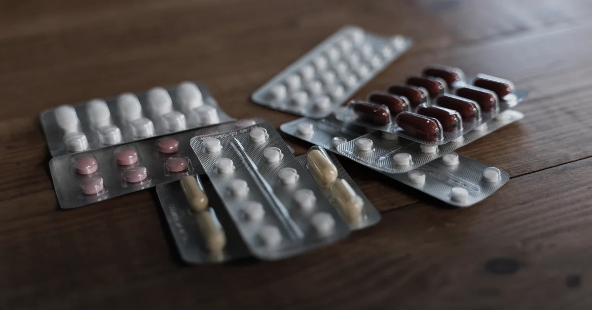 L-carnitine: 18 randomised trials, endurance edges up slightly β and not one of them found any βfat burningβ
