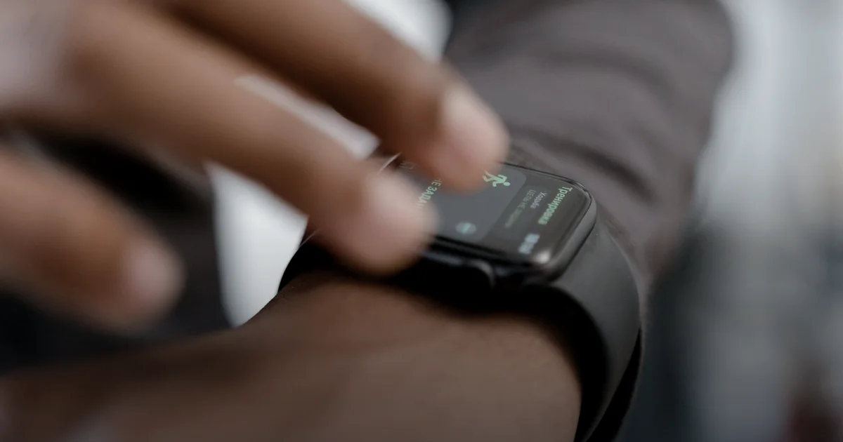 Watches That βMeasure Blood Sugarβ: Why It Is Physically Impossible and Why It Is Dangerous